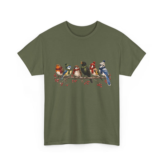 Wintervögel auf einem Ast – Unisex T-Shirt