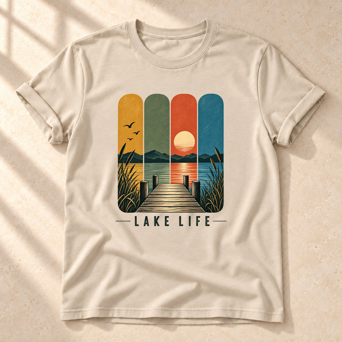 Lake Life – Unisex T-Shirt mit See-Motiv, sand, Gesamtansicht | color:sand