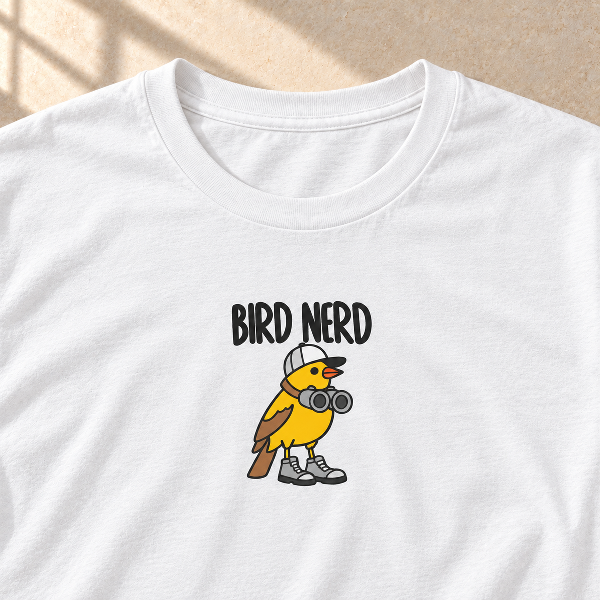 Bird Nerd – T-Shirt für Vogelfans in Weiß – Motivdetail | color:white