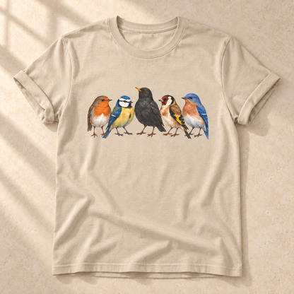 Bunte Vogelschar – Unisex Vogel-T-Shirt in Sand