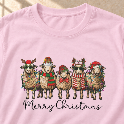 Merry Christmas Schafe – Weihnachts-T-Shirt, Hellrosa, Motiv und Stoff im Detail | color:light pink