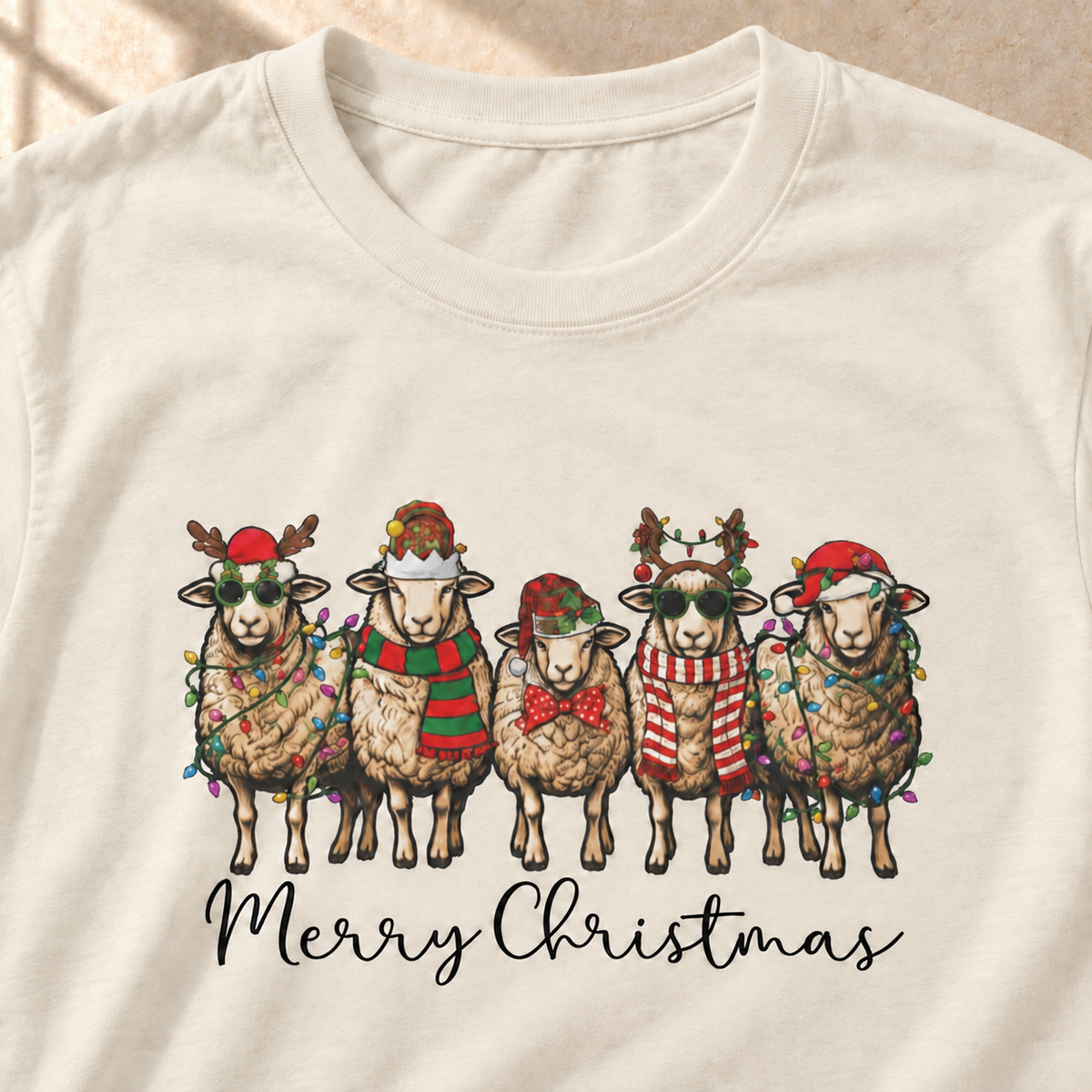 Merry Christmas Schafe – Weihnachts-T-Shirt, Natur, Motiv und Stoff im Detail | color:natural