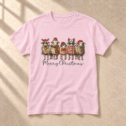 Merry Christmas Schafe – Weihnachts-T-Shirt, Hellrosa, Gesamtansicht | color:light pink