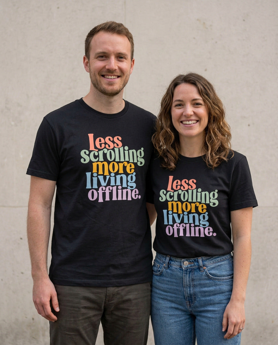 Less Scrolling. More Living. – Unisex Offline-T-Shirt